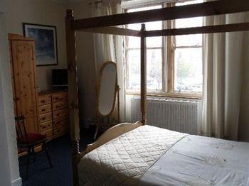 The Isles Inn Портри Екстериор снимка